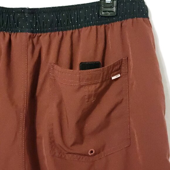 Vuori Mens Kore Shorts Size L Drawstring Lined Pockets Brick Red Performance Gym - Picture 6 of 10